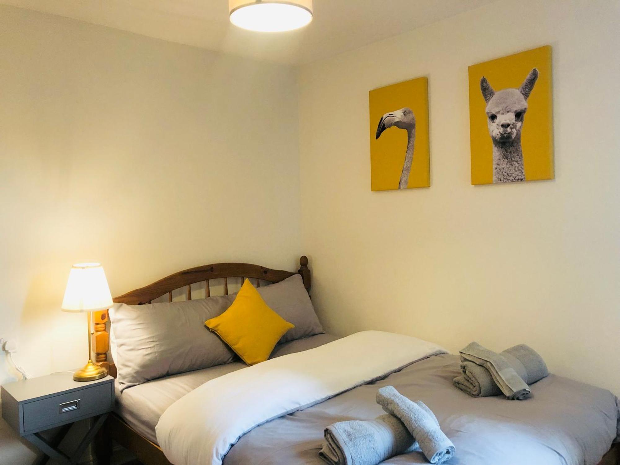 Spacious City Centre Flat Free Parking& Superfast Wifi เอดินบะระ ภายนอก รูปภาพ