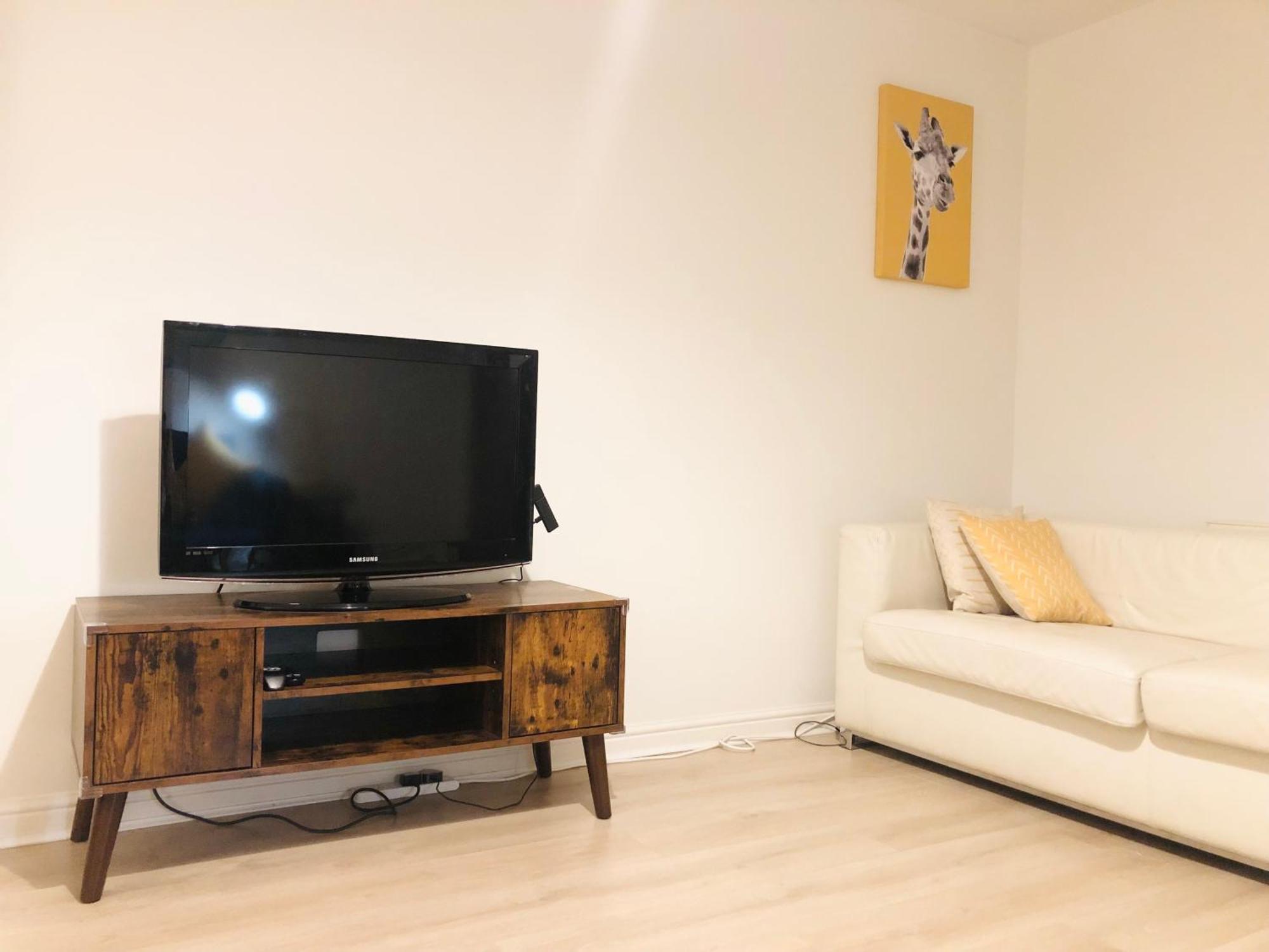 Spacious City Centre Flat Free Parking& Superfast Wifi เอดินบะระ ภายนอก รูปภาพ